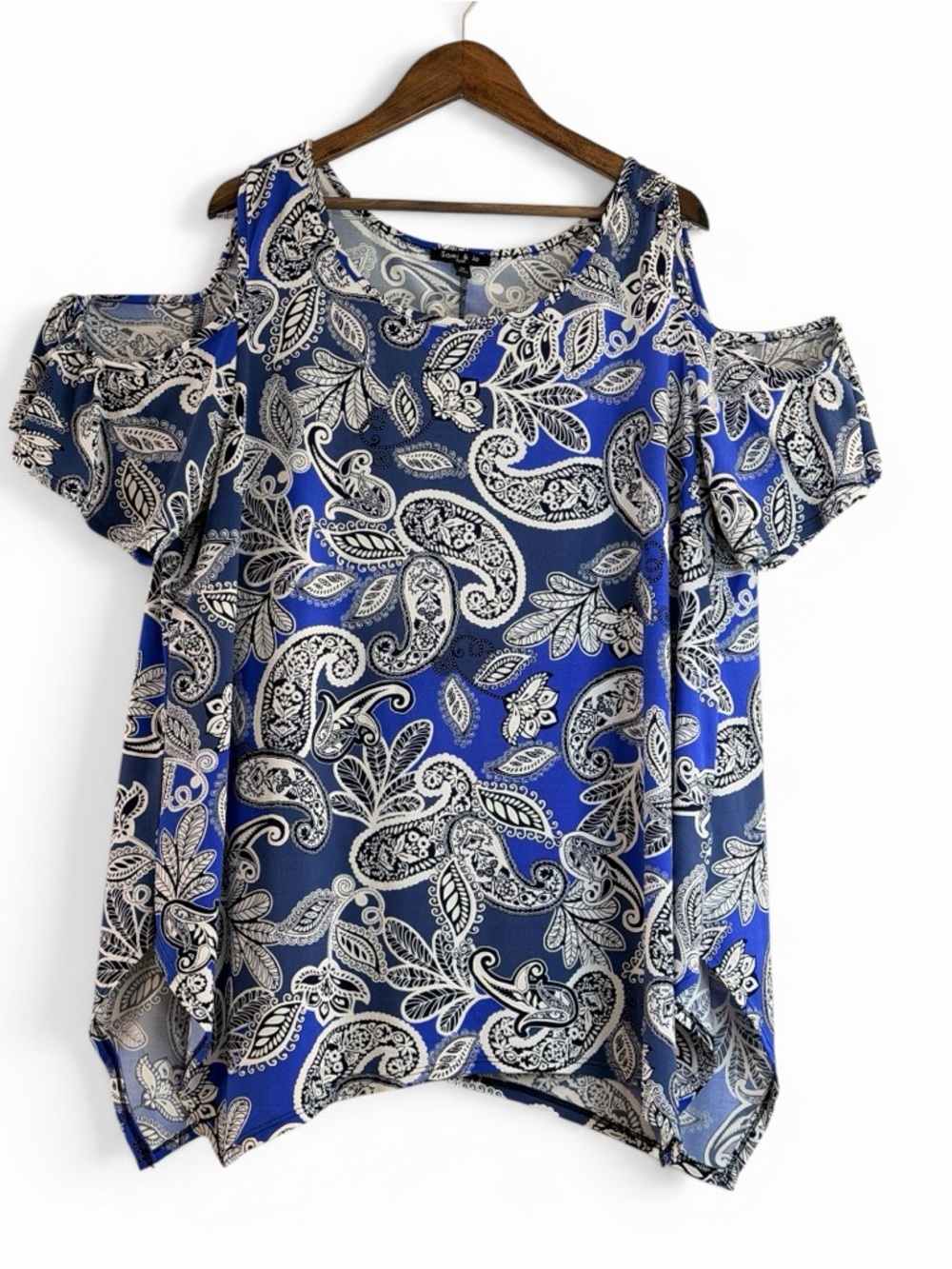 Sami & Jo Plus 2X Blue Paisley Cold Shoulder Ruffle Sleeve Blouse - Picture 2 of 6